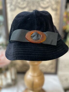 Vintage Black hat ribbon front new
Union made with original tag